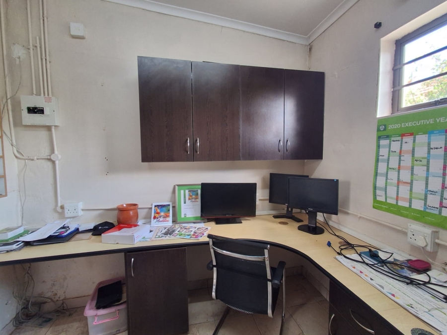 To Let 3 Bedroom Property for Rent in Chiselhurst Eastern Cape